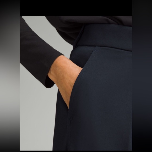 lululemon athletica Pleat-Front High- Rise Trouser size 6 - Picture 6 of 10